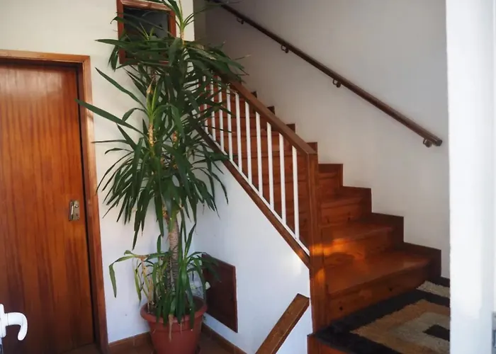 Vandrerhjem Monte Carlo - Alojamento Local *